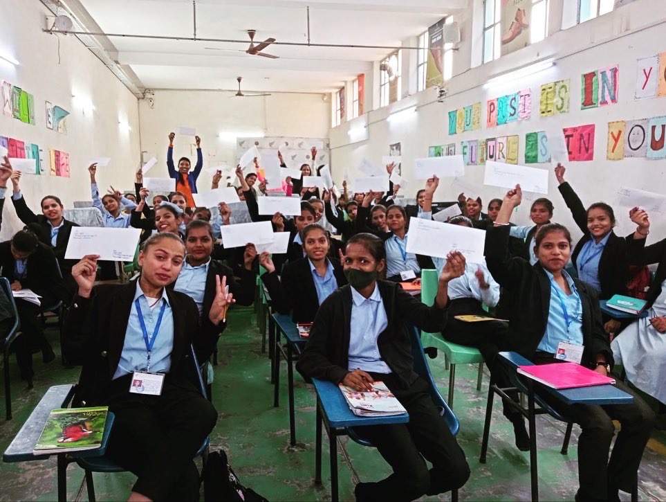 JoveConscious's tweet photo. We performed #letterday after #litetoflightday to help JCF girls set aspirations for the future. To help us help these underprivileged girls better, please donate
https://t.co/xYKVwrfMmX
#womenngo https://t.co/D2V7X8UuGT