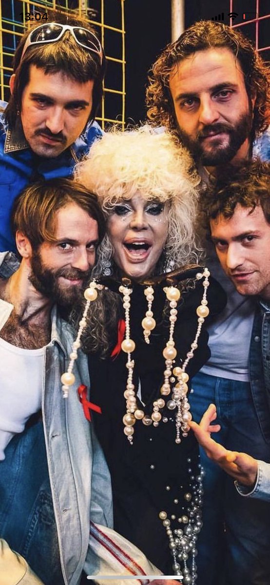 Ieri sera ad <a href="/XFactor_Italia/">X FACTOR</a>  our #donatellarettore in YEZAEL
#xfactor2022 #XFactor