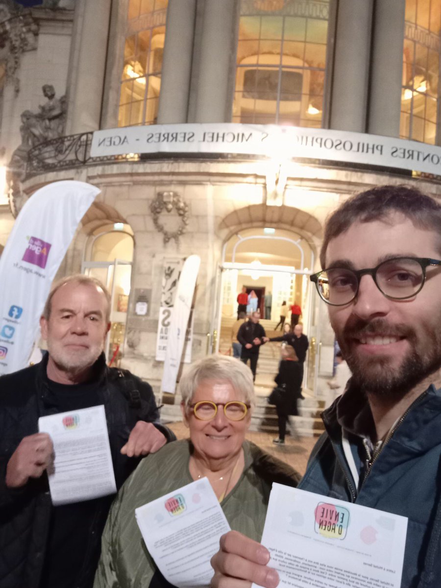 Votre association agenaise Envie d'Agen a distribué des flyers d'information sur la vie culturelle à Agen au cours de la soirée d'inauguration du festival Michel Serres le mois dernier #Culture #Solidarité #EnvieDAgen #EnvieDAgir