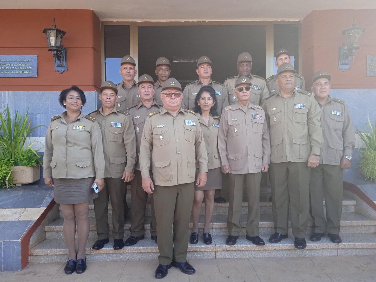 CentralEjercito's tweet photo. #66DeVictorias, hoy es un día de profunda significación para todos los cubanas y cubanos, la gesta iniciada por los expedicionarios y el Yate Granma vive y vivirá eternamente en nuestros corazones, llegue a los miembros de las FAR y a su #PuebloUniformado nuestra Felicitación. https://t.co/oys87NYGv0