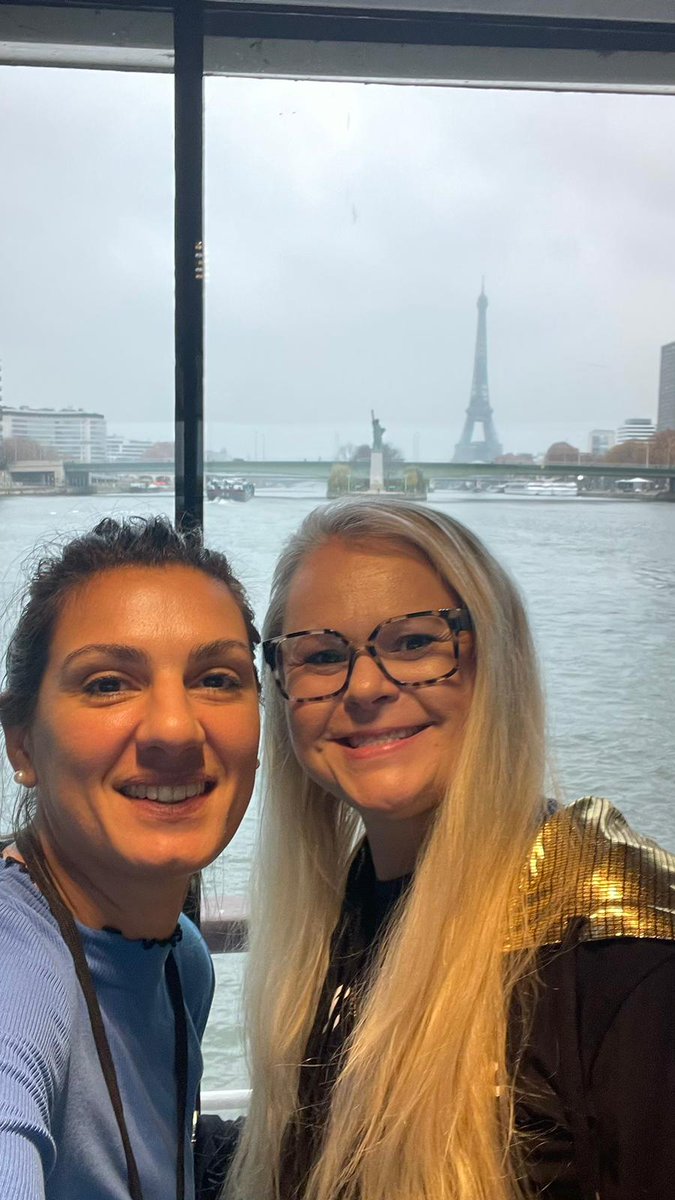 lissa__x's tweet photo. Boat cruise shenanigans 🛥️🇫🇷 #YA22 https://t.co/ZBAfWtXNtU