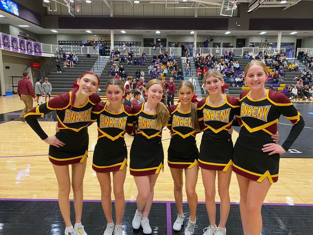 AHS_HawkCheer's tweet photo. Great job last night boys! 🦅 https://t.co/DrMjdPLWjd