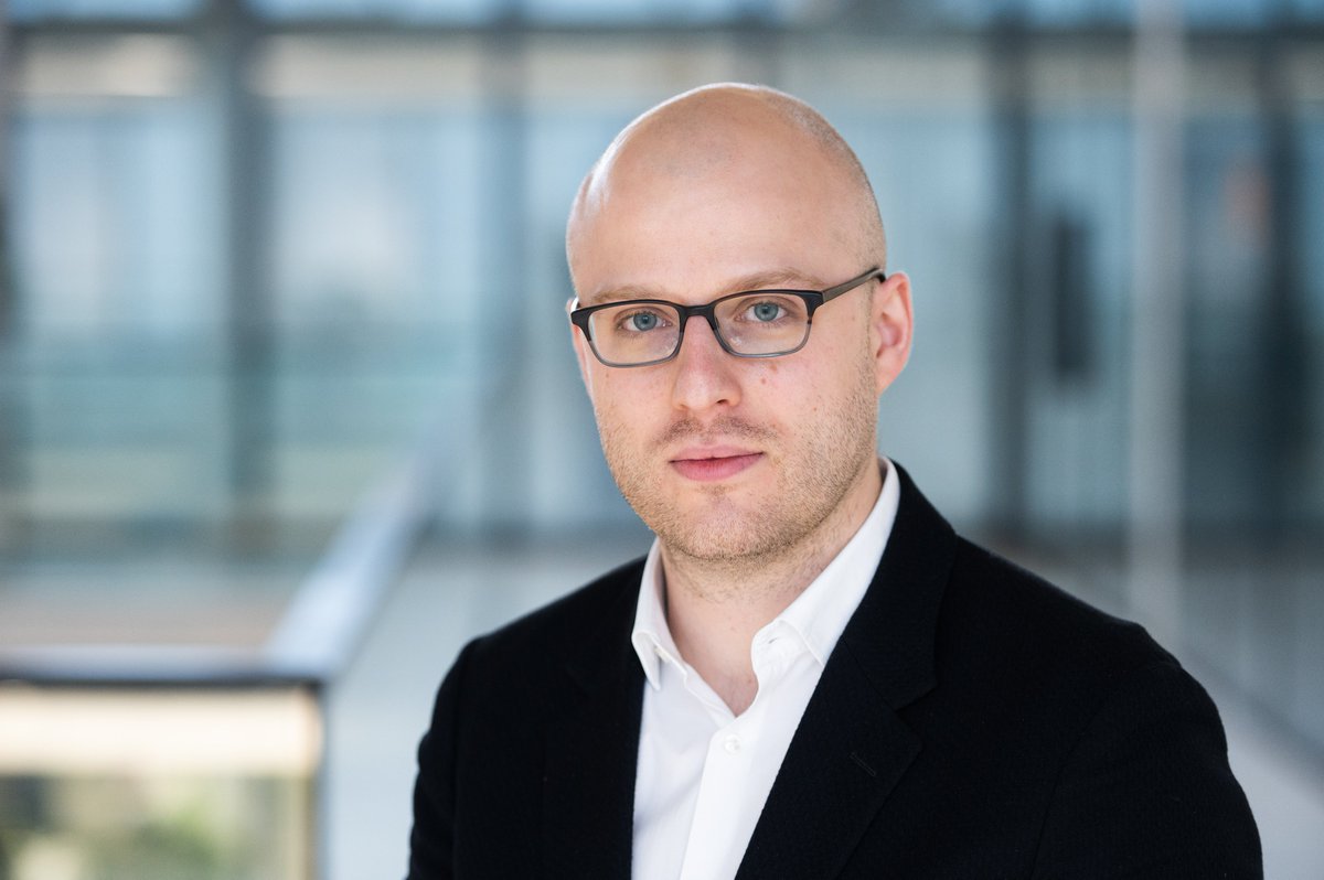 OxfordEconDept's tweet photo. We're delighted to announce that Assoc Prof Alex Teytelboym (@t8el) has been appointed as an #OPENLeader by @oxpolicyengaged. Alex will play a key role in shaping an inclusive, supportive culture of policy engagement among @UniofOxford staff &amp; students: https://t.co/RqtFk7MNjr https://t.co/Rw8X7YPa0k