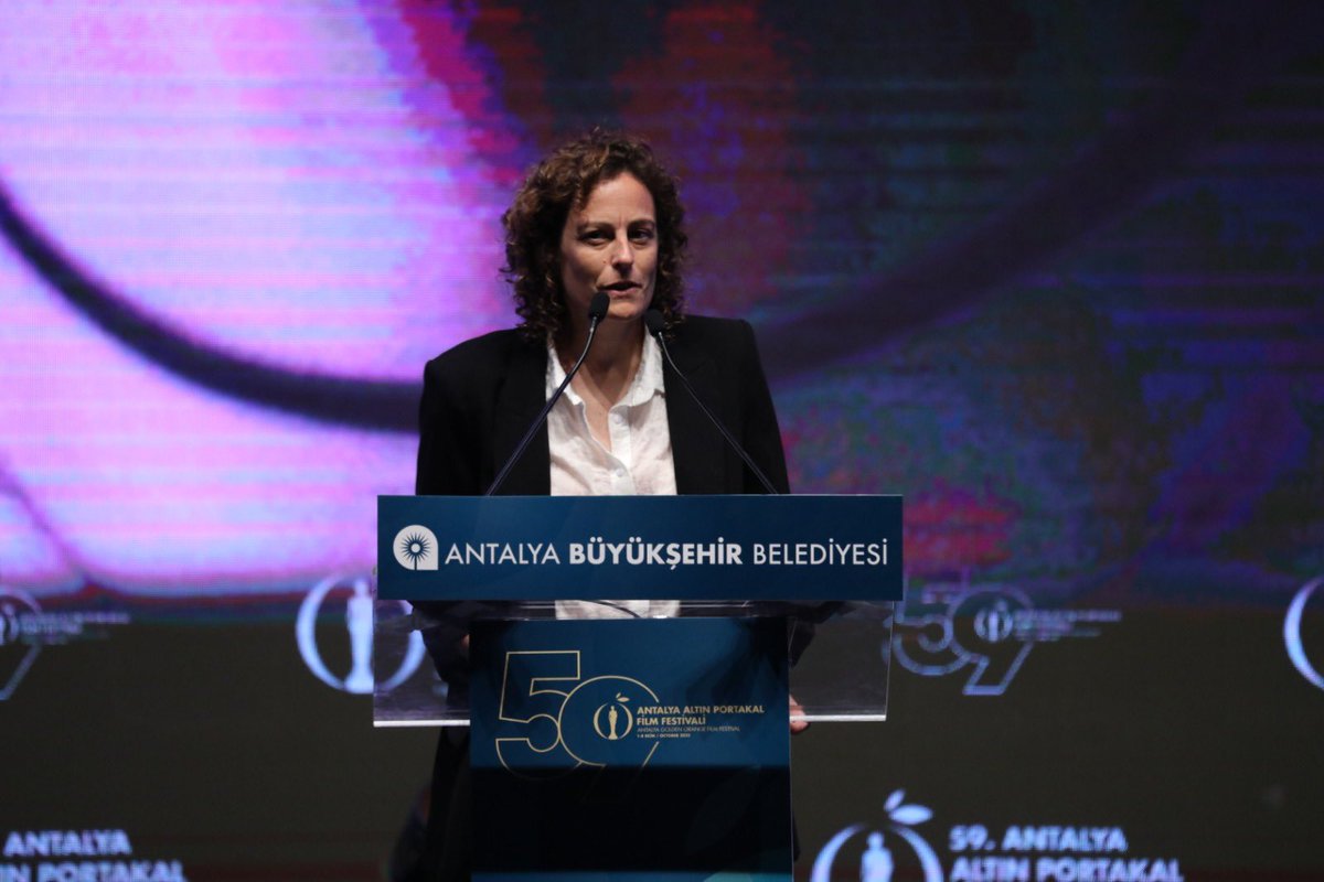antalyaffint's tweet photo. At the 59th Antalya Golden Orange International Feature Film Competition, the Special Jury Award was awarded to the film 'Valeria is Getting Married' by Michal Vinik.
59thGoldenOrange #AntalyaFF2022 #FilmFestival 
#Antalya #ValeriaIsGettingMarried https://t.co/QpUyGHx7pq