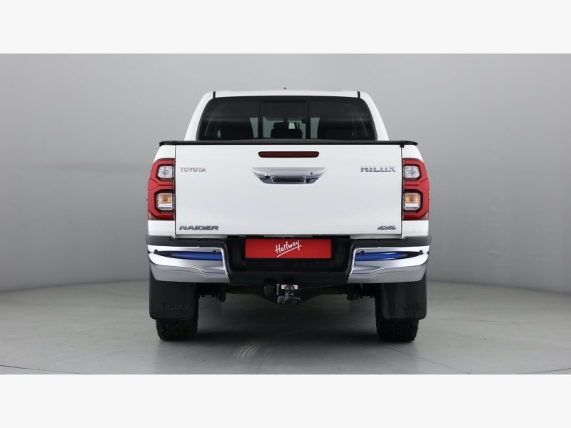HTMalanda's tweet photo. 🔥🔥🔥Demo Sale🔥🔥🔥
2022 Hilux 2.8 SC 4X4 AT
17 000 km
R769 900
Call or WhatsApp us on 0826507370
#bestdeals #PreLovedCars #DJTira #PreownedCars #durban #HalfwayMalandaToyota #HalfwayToyota #halfwaygroup #PopularCars #ToyotaDealer #Toyota #halfwaymalandatoyota #djtira #Hilux https://t.co/NtZKvFP8IZ