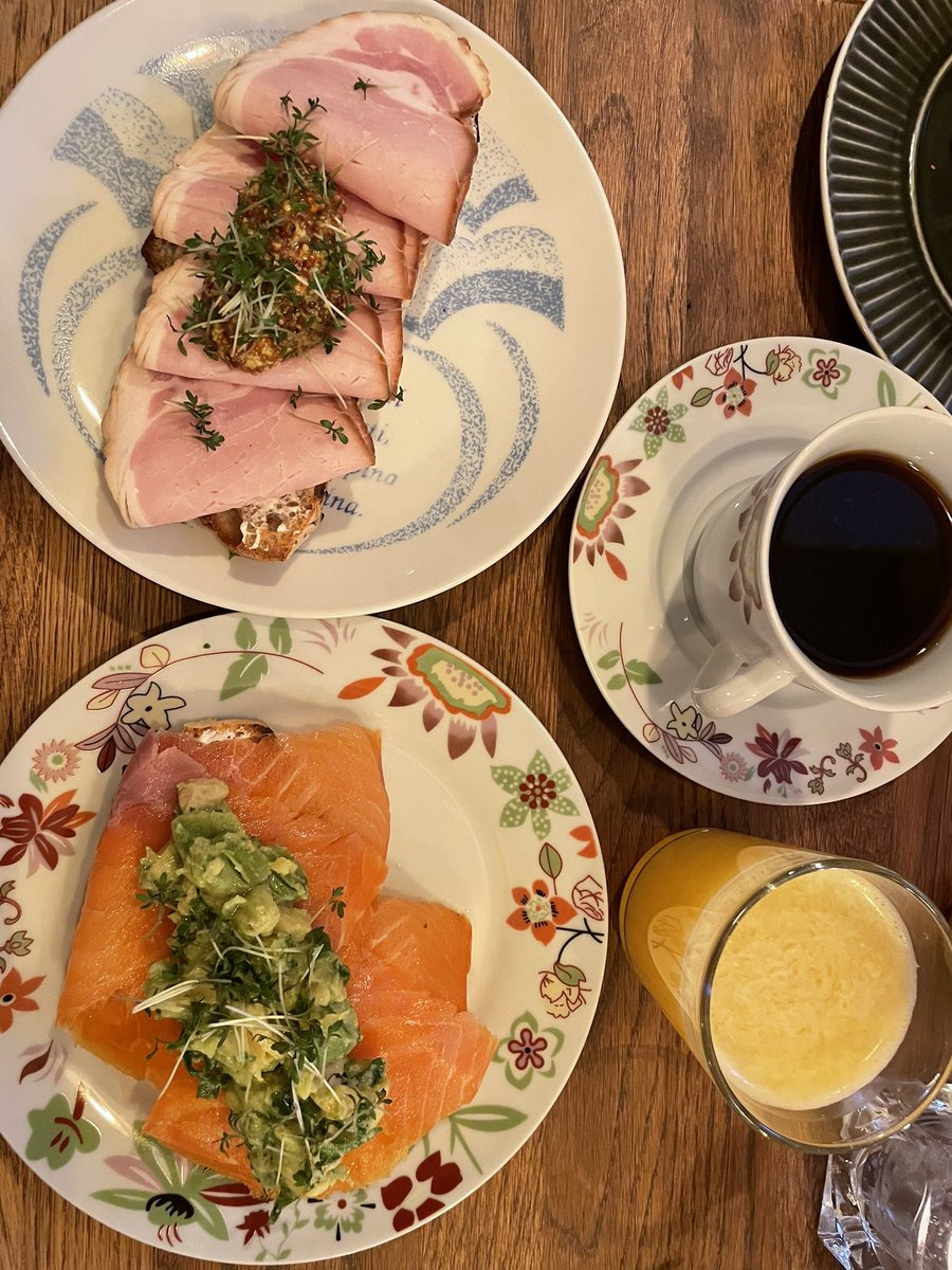 tiusopar's tweet photo. Nýtt morgunverðargame í miðborginni - TÓST by Vínstúkan tíu Sopar

Stay tuned https://t.co/An6sB07DOU