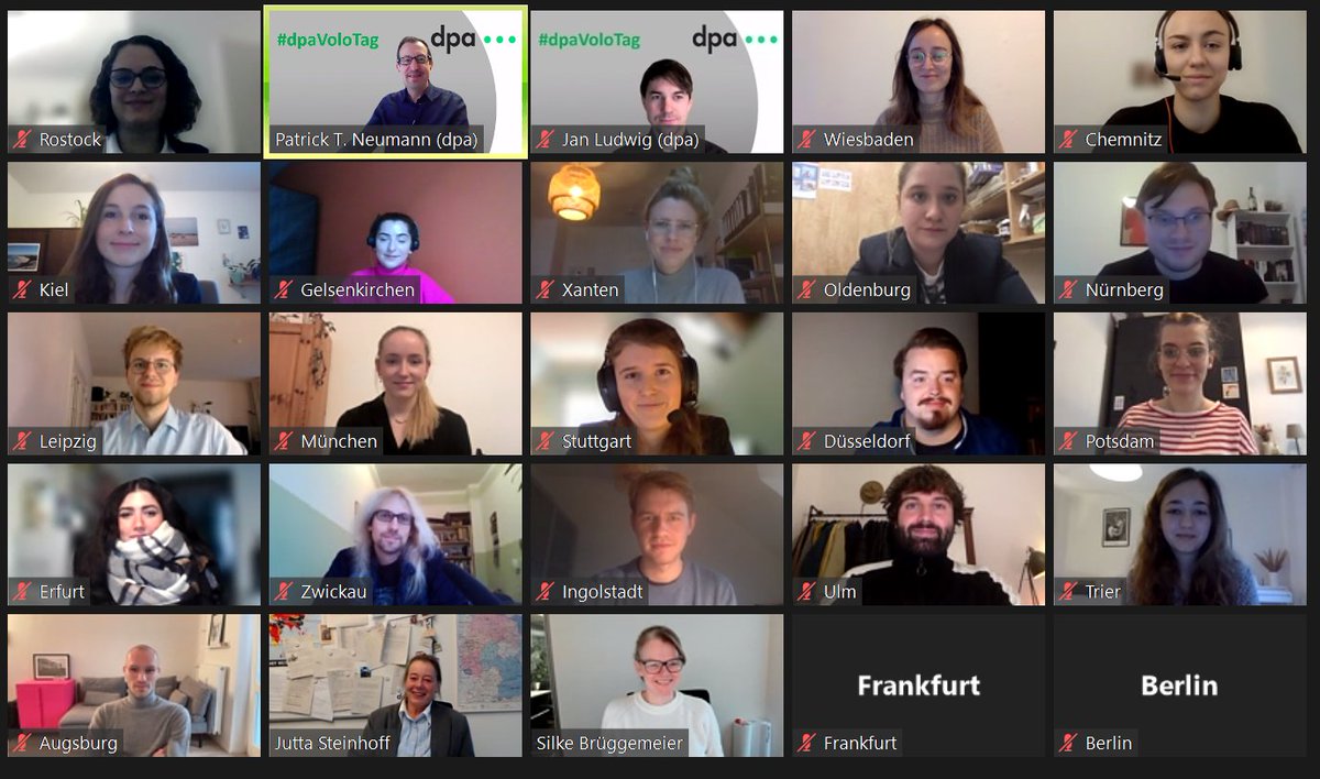 Heute ist Volo-Auswahltag bei <a href="/dpa/">dpa</a>! Nach der Begrüßung durch die Vize-Chefredakteurinnen <a href="/JuttaSteinhoff/">Jutta Steinhoff</a> und Silke Brüggemeier ging es in die Vollen: Wissenstest, Gruppenübungen und Foto-Aufgabe standen auf dem Programm. Viel Erfolg auf dem Weg zum #dpaVolo! #dpaVoloTag