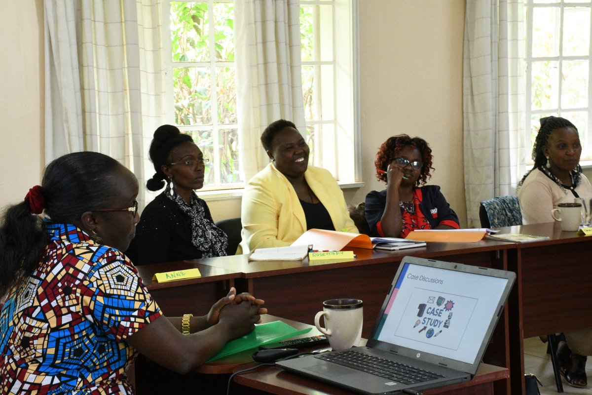 Kianda_F's tweet photo. We hosted 11 women from Karuri, chosen by their peers to be mentors, for a mentorship training session on November 14, 2022 as part of the #FanikishaProgram.It empowers the women to support each other and be accountable for their own progress. https://t.co/aslfammwew
#mentorship https://t.co/mjihWdZMQU