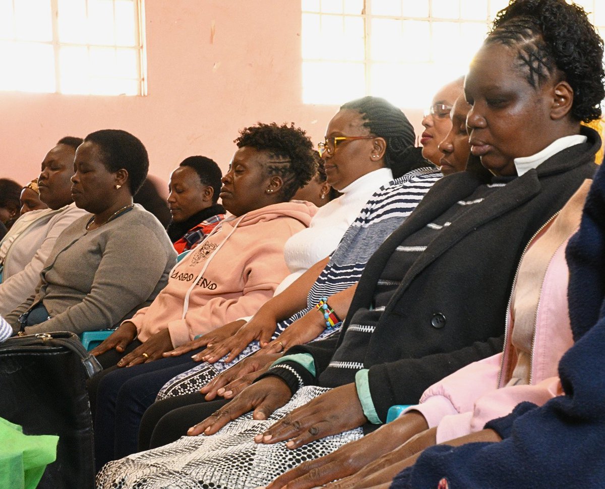 Kianda_F's tweet photo. As part of the counselling services, women in the Fanikisha Program at Karuri village learned breathing techniques to ease anxiety, had a spaghetti and savory minced meat cooking lesson followed by one-on-one counselling sessions. #mentalhealthsupport #FanikishaProgram https://t.co/150kpCHCwj