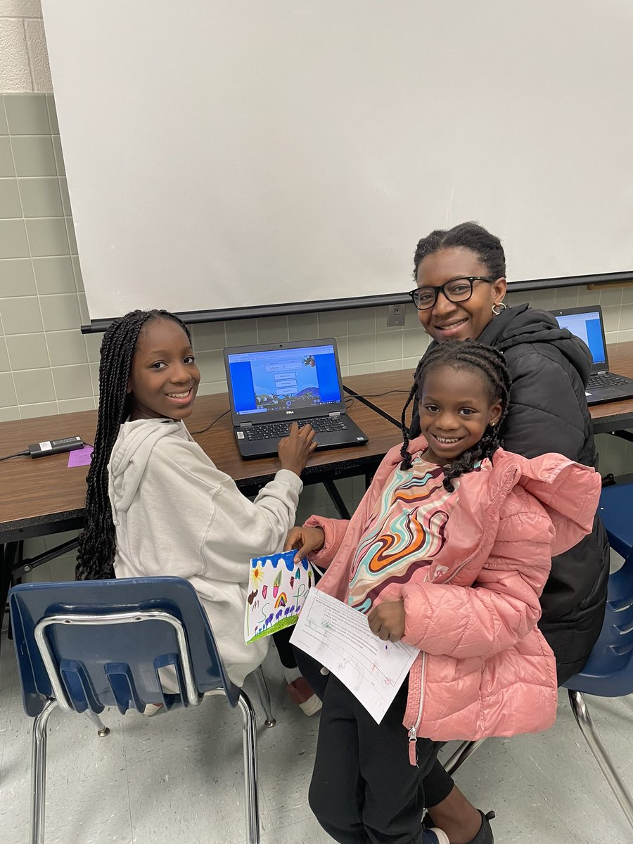 MsLee_FCPS's tweet photo. @fairfax_villa hosted our first Lexia Lab for Families on Tuesday and it was a success! Families came out to play games from the Lexia @ Home sheets and got to experience demos for Core5 and PowerUp. @MrGerstner_FCPS @FCPSR5 https://t.co/vhy3ZHSshi