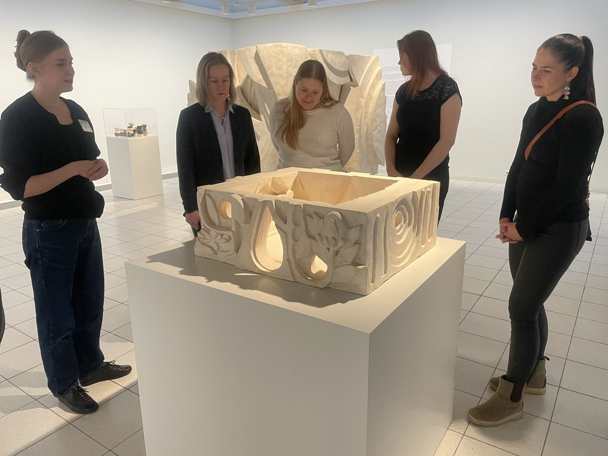 Visiting @SaraHildenArt museum to see the first (and maybe the last!) ever coexhibition of Thomas Houseago, Brad Pitt <a href="/officalbradp/">Official Brad Pitt🌏</a> and <a href="/nickcave/">Nick Cave & The Bad Seeds</a>. Really impressive works of art!