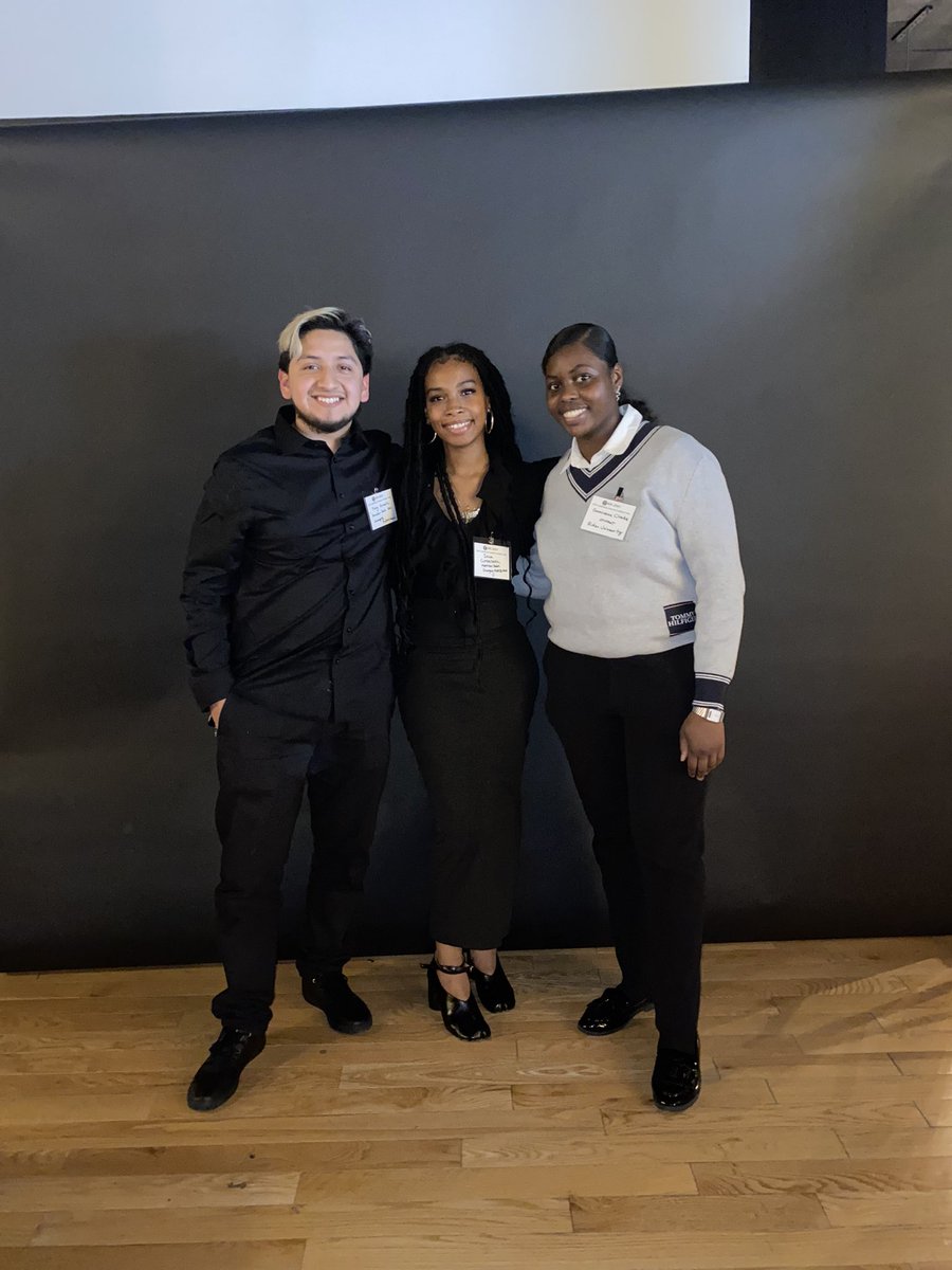 AmyTuininga's tweet photo. Thanks to @USGBCNJ and #MedeaVillare for inviting @pseg_iss #GreenTeams to the #2022AwardsGala. Great event! Kudos to the award winners.
#AnthonyGrande 
#ImanCumberbatch 
#FrancescaClarke https://t.co/SJReoElGvC