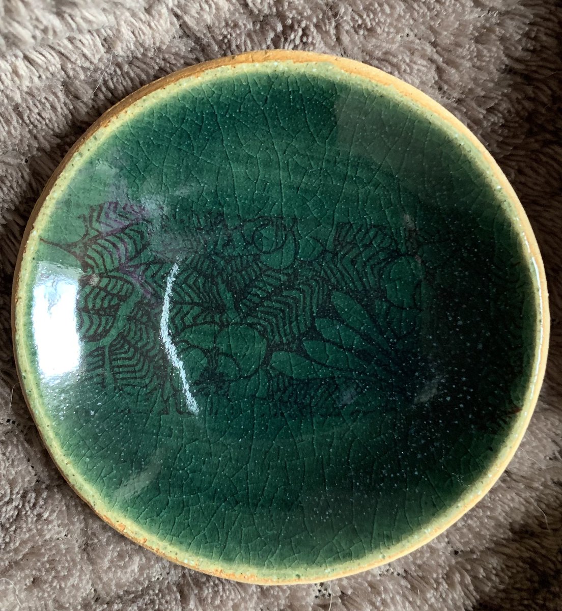 MousePottery's tweet photo. Pair of nesting potbelly dishes - use them for nibbles, as jewellery dishes, or somewhere to put odds and ends on your desk. £23  + Postage and Packaging. https://t.co/F0HL4QisKM