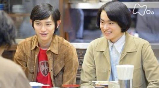 r__221__'s tweet photo. 白く儚く美しく、一瞬の隙に消えてしまいそうな人が好きなので菅田将暉さん×本郷奏多さんの2人の組み合わせが堪らない https://t.co/cv76OcWrEu