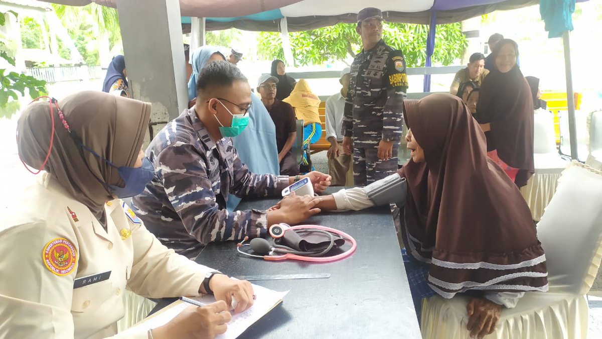 _TNIAL_'s tweet photo. Diriku pusing tak tertahan
Tolong belikan daku Oskadon π₯΄
Info dari Lanal Tg Balai Asahan
Terlalu banyak tuk ditulis di caption π
Jadi baca aja ya cara Lanal Tg Balai Asahan memperingati HUT Armada di sini
https://t.co/UCqJKKK7kE
#HUTArmada https://t.co/aUGuoCK0DF