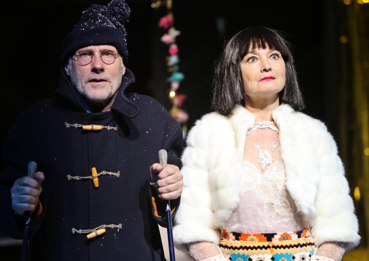 ZAUBERBERG nach dem Roman von #ThomasMann mit #WolframKoch und  #JacquelineMacaulay ist in der Inszenierung von #FrankHoffmann am 7./8./9. Dez bei uns zu Gast aus dem <a href="/tnl_luxembourg/">Théâtre National du Luxembourg</a>. Alle Infos: theaterwinterthur.ch/zauberberg #Theater #Winterthur