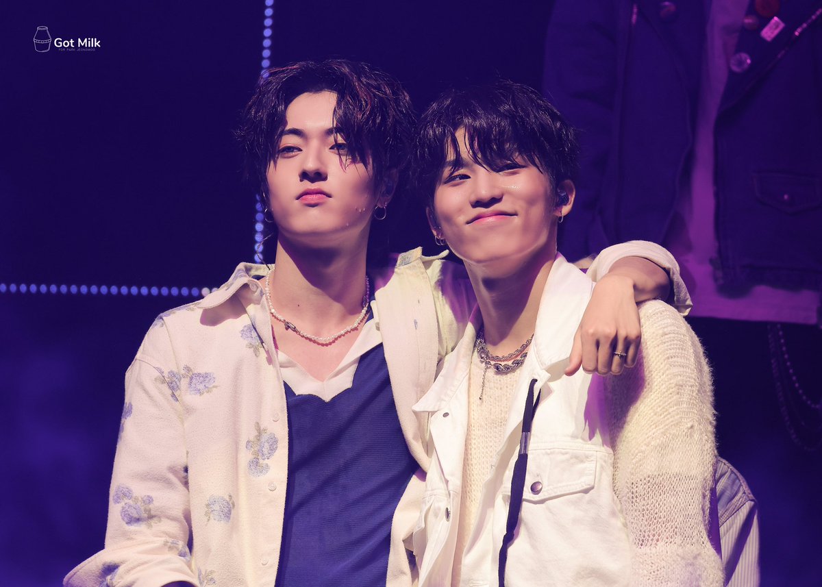 JEONGWO0XHARUT0's tweet photo. My angels🦋🐺

#HARUTO #PARKJEONGWOO https://t.co/UfuvcVZkt2