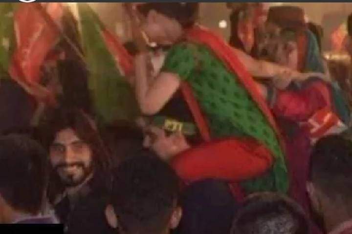 Reality of youthtia
#فحاشی_کی_دلالی_نامنظور