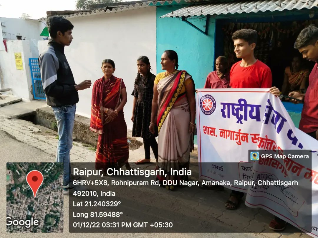 NssGnsc's tweet photo. On the ocassion of worlds aids day on 1st december 2022 nss team of Govt. Nagarjuna PG college of science ,raipur  made aware the local  people about the Aids and its preventions  in nearby area of Banjari nagar.
#NSS #nssindia #nsschattisgarh #askabir #gnsc #WorldAIDSDay https://t.co/ihFrPMBiiL