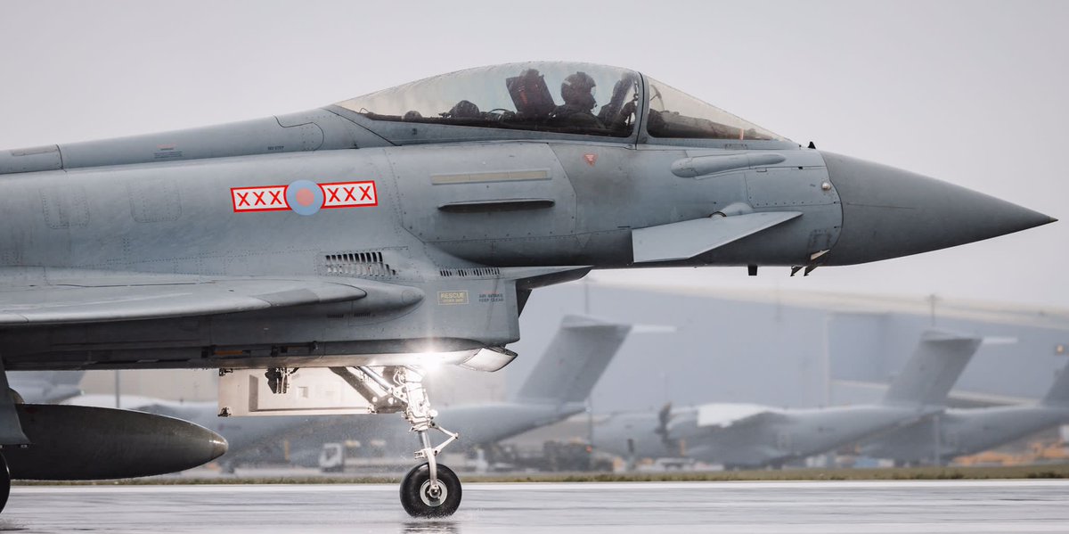 RAFConingsby's tweet photo. Captured recently at the ACPV (Air Combat Power Visit) event by 📸 Cpl Lee Matthews.
Thanks Matty for the Phoon Friday feeling!!
#phoon #friday #fridayfeeling #typhoon #photography #aviation #squadron #raf #rafconingsby https://t.co/yKle8nZYk4