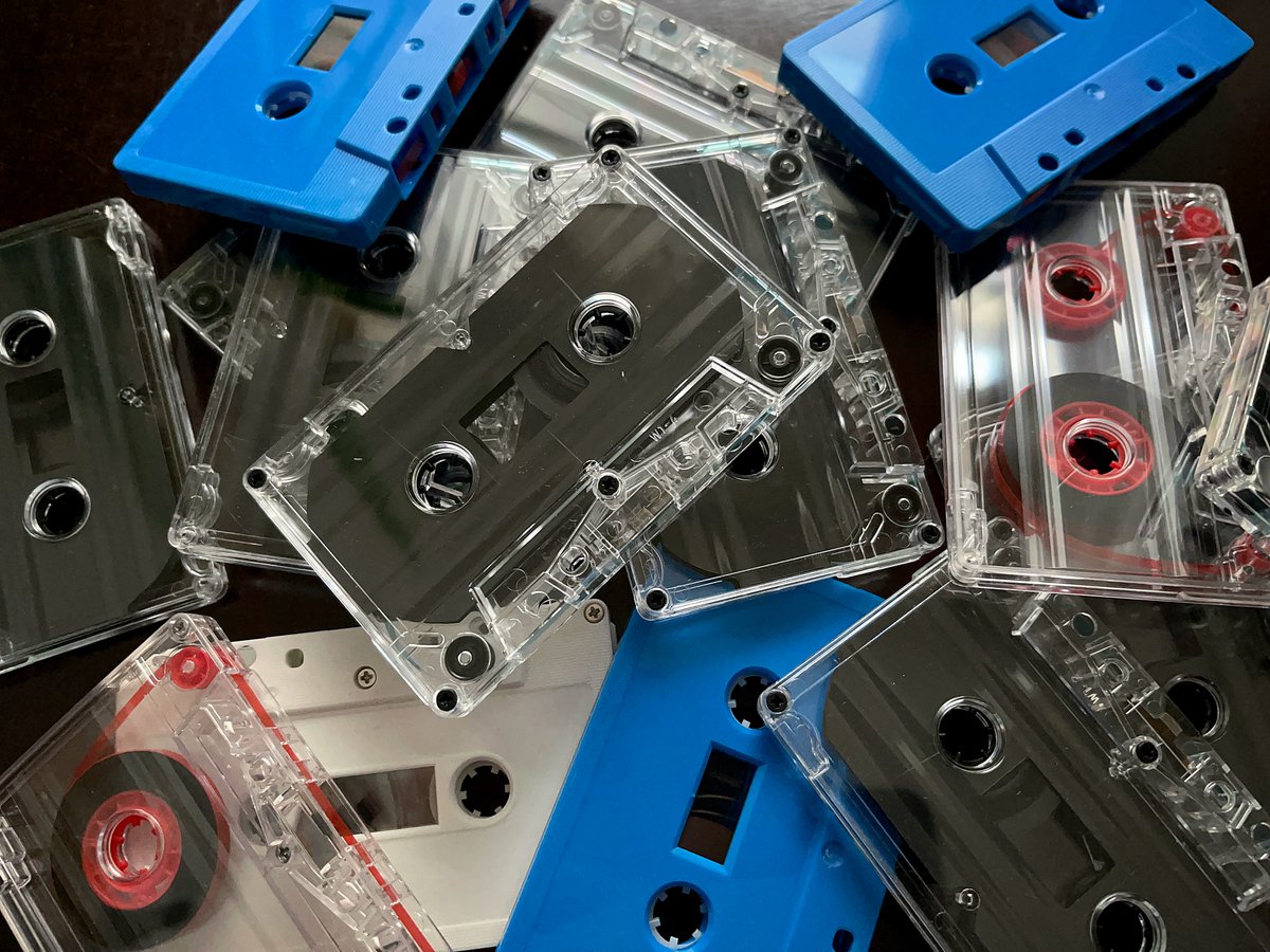 Our Releases of the Month November are online. 
  
ENG -&gt; bit.ly/3H4TaW9
GER -&gt; bit.ly/3Vs788Y

With records and books by Marja Ahti &amp; Judith Hamann, Ami Dang, To Move, a compilation by Norient, Denis Frajerman, Ujif notfound, Charles Harber and many more.