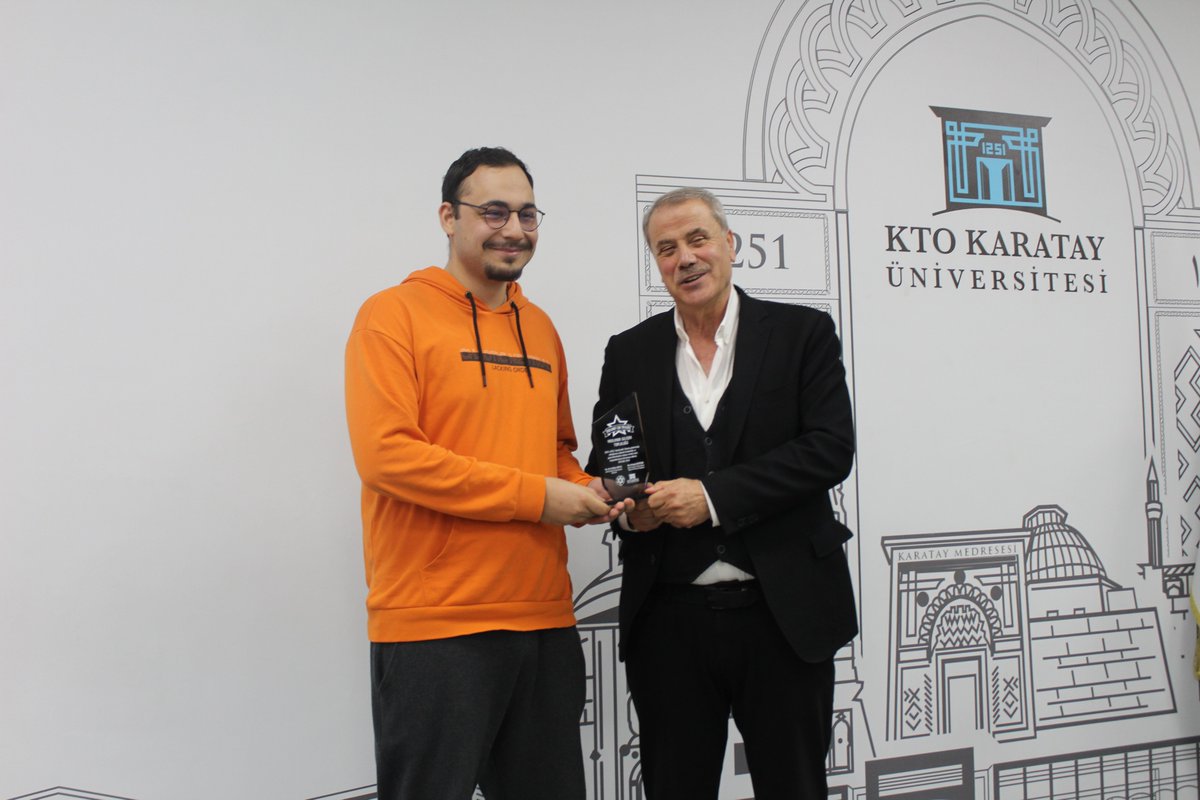 Öğrenci Toplulukları Ödül Töreni 22'de Gayret Eden Topluluğu Ödülünün Sahipleri;

▪️ Sosyal Hizmet Etkileşim Topluluğu
▪️ Bilgi ve Düşünce Topluluğu
▪️ Yazılımda Gelişim Topluluğu