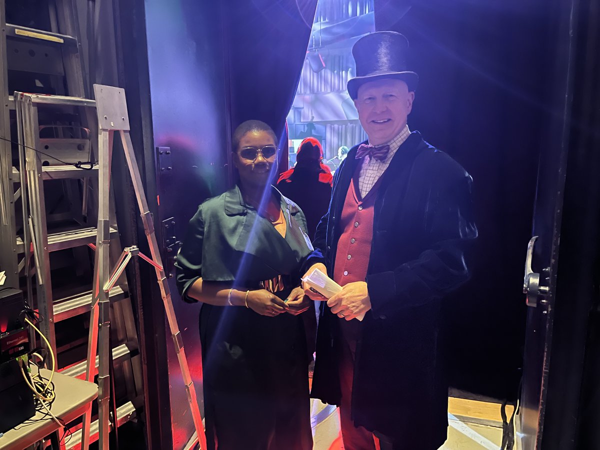 Great to take part in #soundsoftheseason #SOTS and <a href="/CBCIsmaila/">Ismaila Alfa</a> on <a href="/metromorning/">Metro Morning</a>. Representing <a href="/CBCWorldReport/">CBC World Report</a> with <a href="/marciayoungcbc/">Marcia Young</a> <a href="/CBCNews/">CBC News</a> <a href="/CBCRadioCanada/">CBC/Radio-Canada</a>. #verycool to hang out with <a href="/tompowercbc/">Tom Power</a>, too!