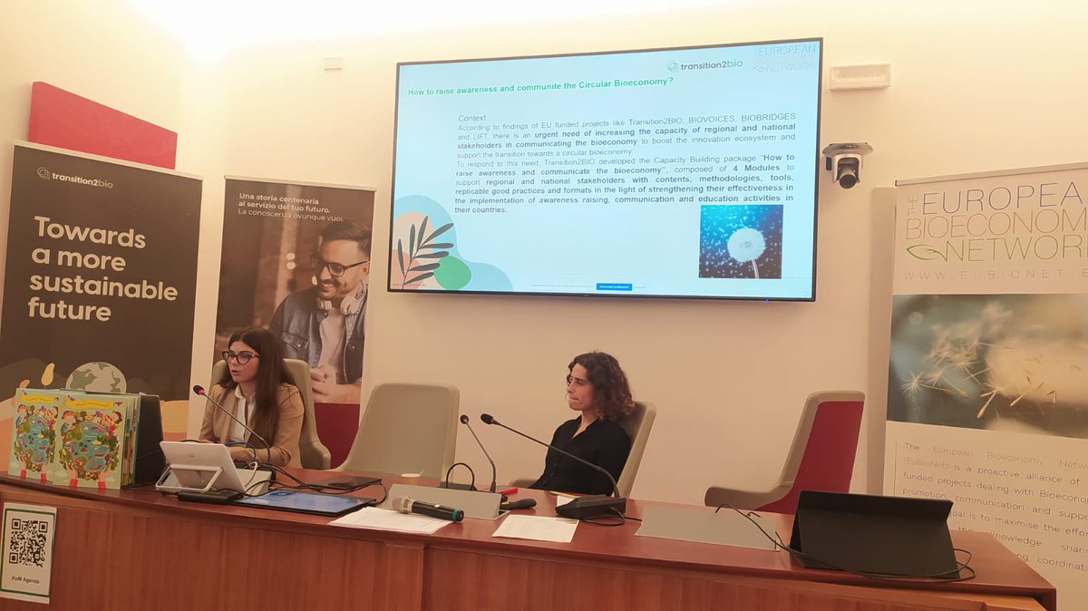 biovoices's tweet photo. #Live 
📢 #Transition2BIO final event! 
🟢The #BIOSkills: the competences that will drive the #transition
🎯 Time for an overview on the Capacity Building we developed for regional and national stakeholders on how to raise awareness and communicate the Circular #Bioeconomy ♻️ https://t.co/eFlyMBa7zz