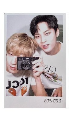 Scoups_88MM's tweet photo. 세븐틴 원우 민규 유닛 포카 양도 합니다. 디엠 주세요. 
2018 캐럿 랜드 캐랜 트레카 디아이콘 101 포카 민원 https://t.co/eS5sy4KzdE