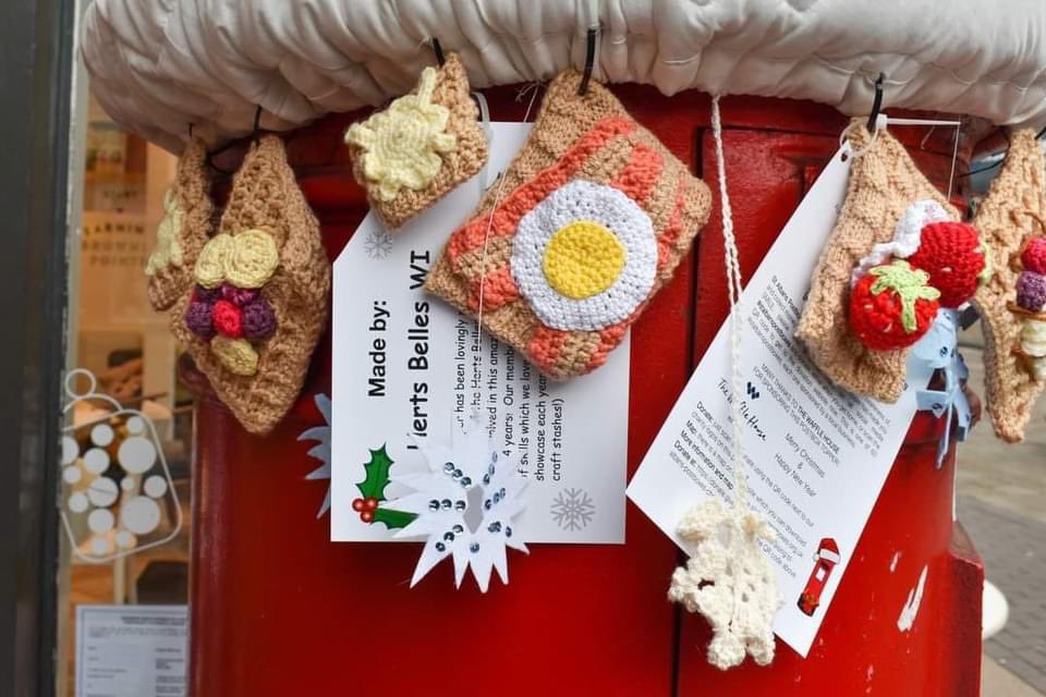 It’s the St Albans Postbox Toppers launch this week so Christmas must be on the way! The Waffle House Topper is by the Clock Tower - complete with crochet waffles! #stalbanspostboxes #postboxtoppers #waffles #wafflehouse