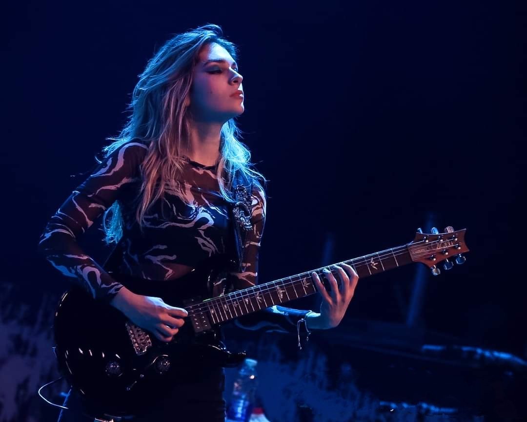 mauenoboa16's tweet photo. It's Dany Day! π€ππ€πΈπ₯β‘ππ²π½
@TheWarningBand2 @prsguitars #DanyDay #DanielaVillarreal #DanyVillarreal #TheWarningRockBand #TheWarningBand #TheWarning #HardRock #RockMusic #AlternativeRock #ModernRock #PRSGuitars #RavenPicks #FemaleFrontedRock #Viernes #Friday #ExplosionsTour https://t.co/ZxUuiJHDDA