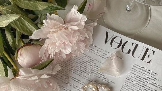 Pretty flowers as a small act of self-love <3