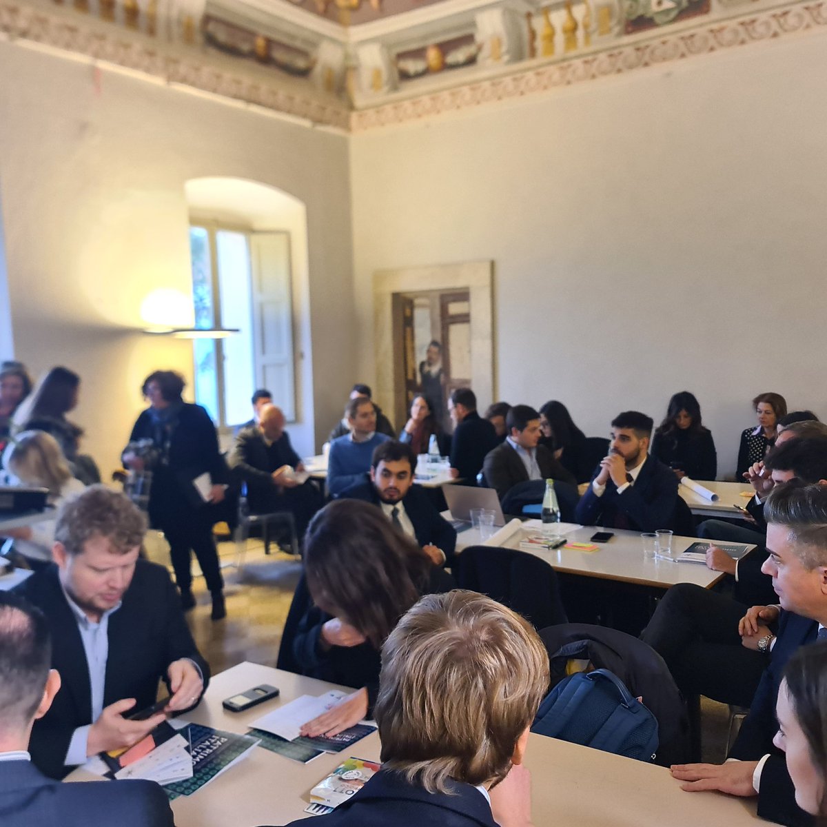 Ripartono con la sessione dedicata all'#energia i lavori con il laboratorio sulla resilienza energetica delle Giornate dell'Energia e dell'Economia Circolare di #Trevi2022. <a href="/ItaliaGlobe/">Globe Italia</a> <a href="/WEC_Italia/">WEC Italia</a>