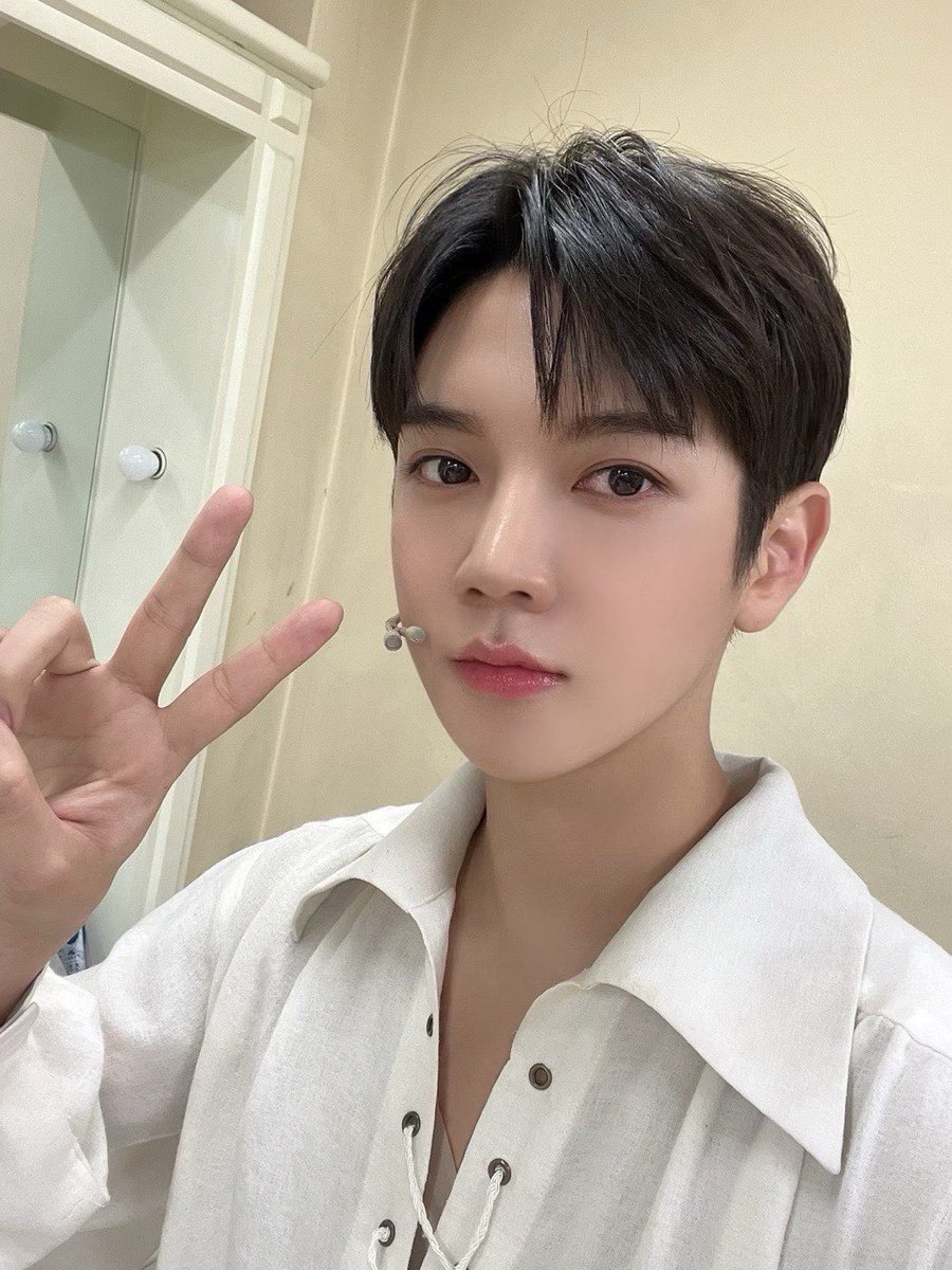 렌 (REN) tweet media