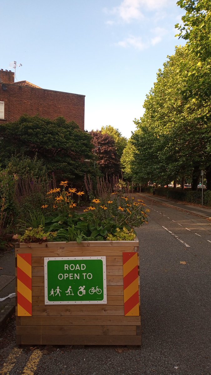 WRSalford's tweet photo. Salford - a year in review! 🚲🚶‍♀️🌄 https://t.co/GICYPHzlq2