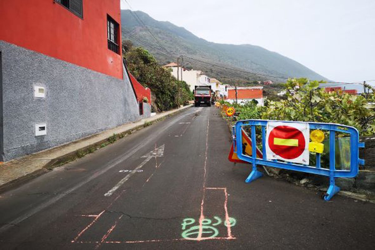 📡Opinión #ElHierro por Pablo Rodríguez Cejas.

📝Un municipio patas arriba 

👉goo.su/nggz👈