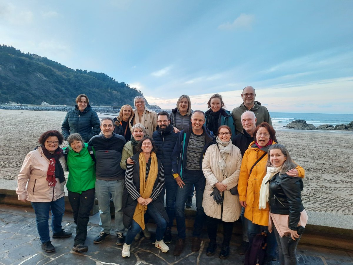 MekaElgoibar's tweet photo. Aste honetan #TeamWe,#Erasmus KA2 proiektuko azken bilera izan dugu.Asko ikasi dugu bide honetan.
We have celebrated the last Transnational Meeting of our #ErasmusKA2 #TeamWe project.A great process,with evolution and development. @FPeuskadi @sepiegob @Int_Tknika @ikaslangipuzkoa https://t.co/vJVZehi4Tw