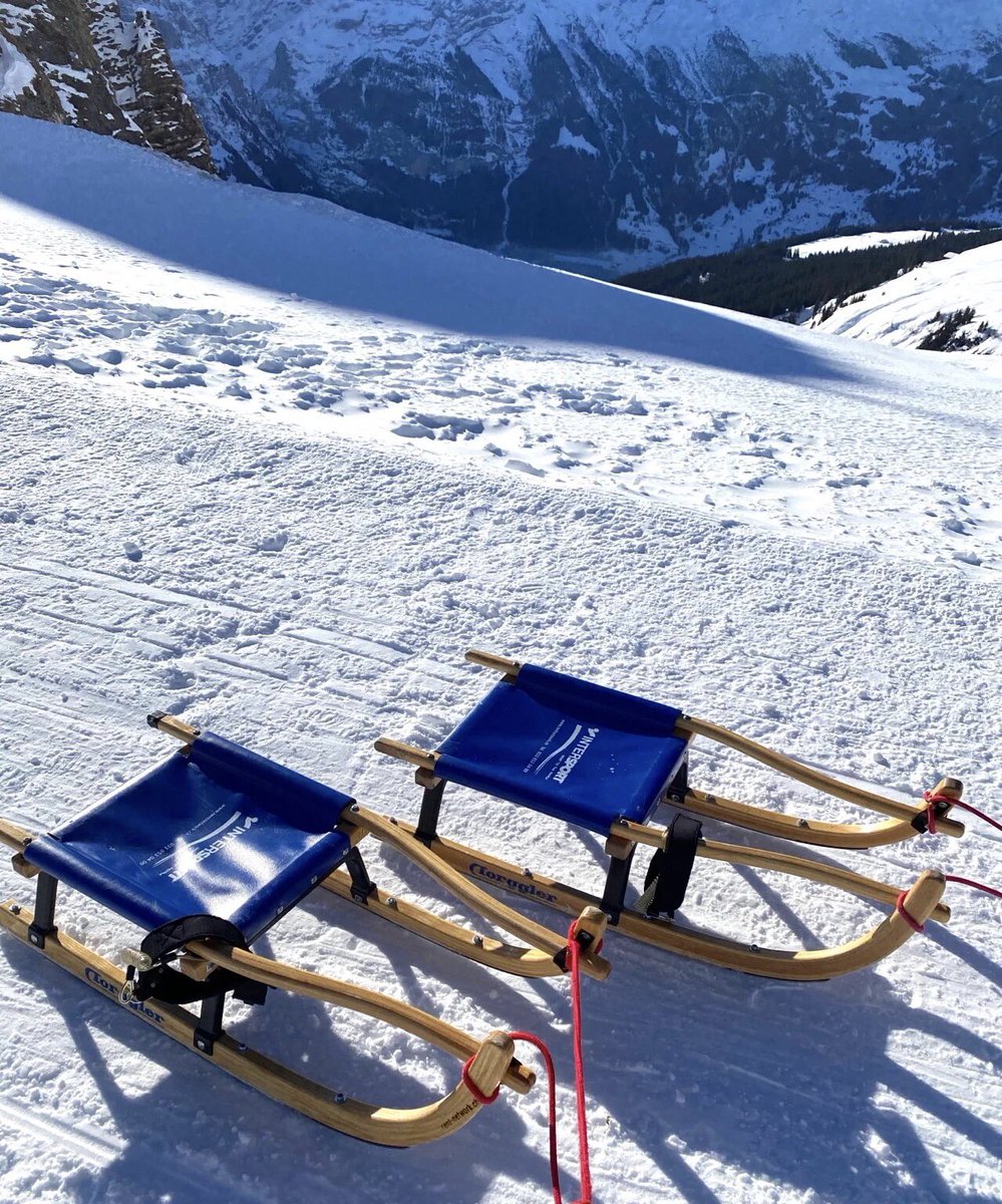 devil00025's tweet image. 매일 놀면서 아름다운 경치를 감상하는 것이다