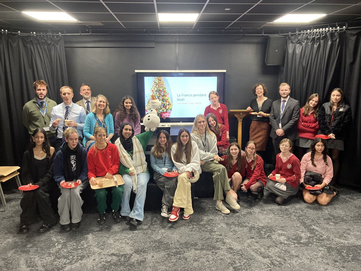 Last week, we had the opportunity to have an early French Christmas party with French food &amp; music 🎶 where our wonderful Y13 students of French created &amp; delivered an amazing presentation on how Christmas is traditionally celebrated in France 🇫🇷