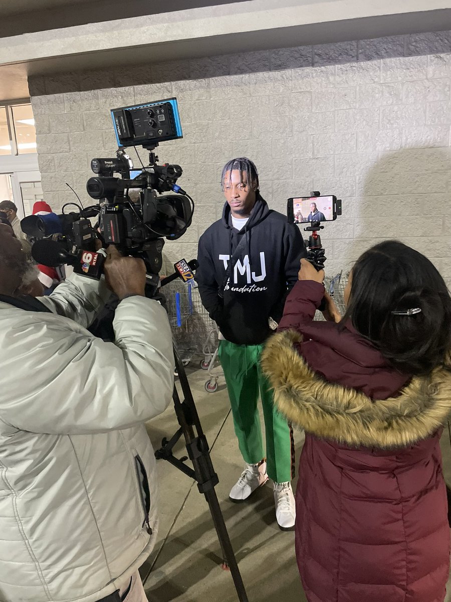 m2bmom's tweet photo. A day to remember. @Terracemjr was a blessing to his community on yesterday #M2B #TMJFOUNDATION https://t.co/UgqGVnaWWN