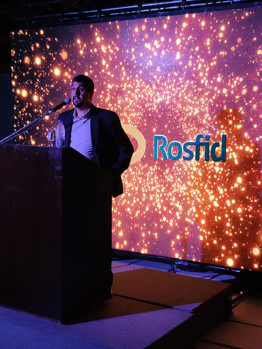 MAVSAOficial's tweet photo. @ggrodri, presidente de @Rosfid_ok compartió el discurso por los 20 años de gestión
Resaltó que #Rosfid continuará trabajando con firmeza para seguir sumando #financiamiento para las #PyMEs argentinas, en especial las del interior del país
Grupo #MAV https://t.co/di21vK9zfV