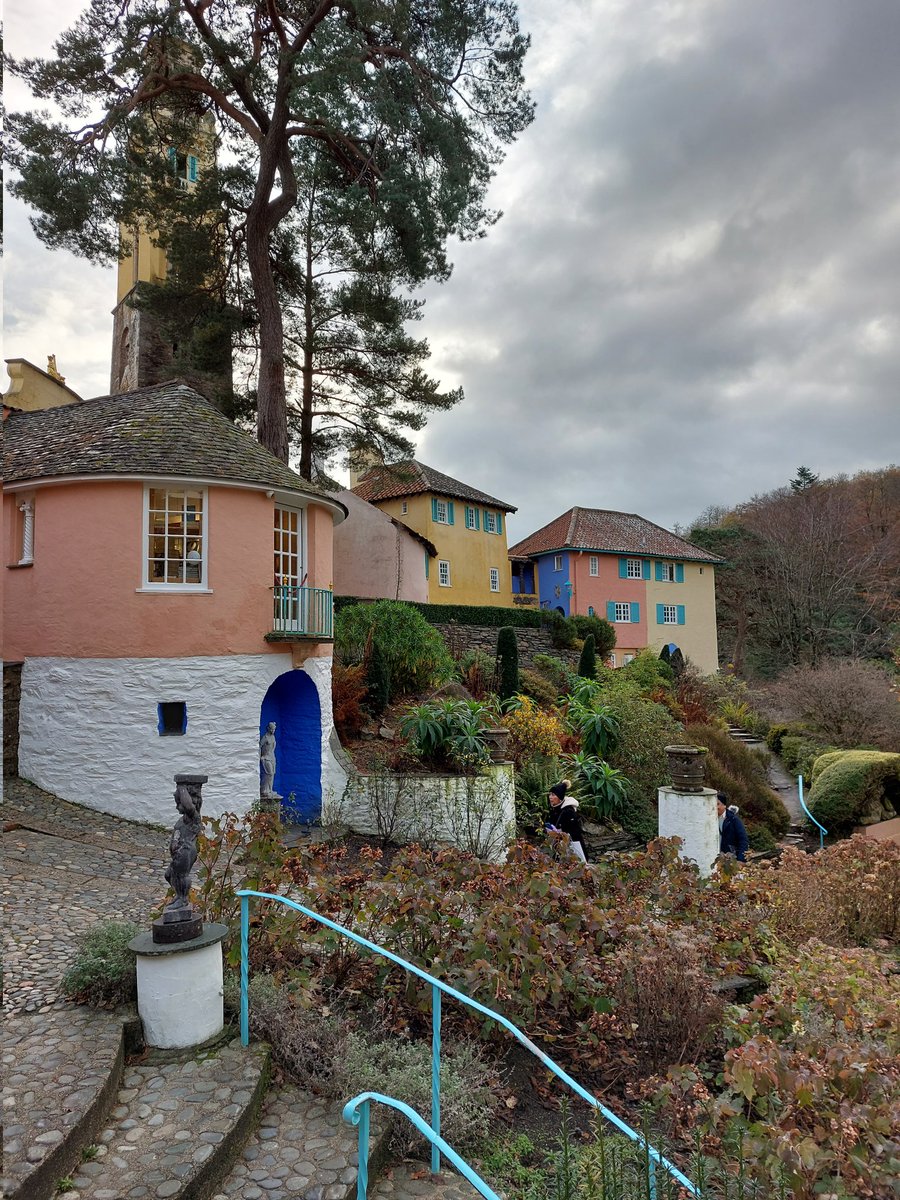 Joio yn Gwyl Fwyd a Chrefft <a href="/Portmeirion/">Portmeirion</a>. Lleoliad arbennig iawn 🎄