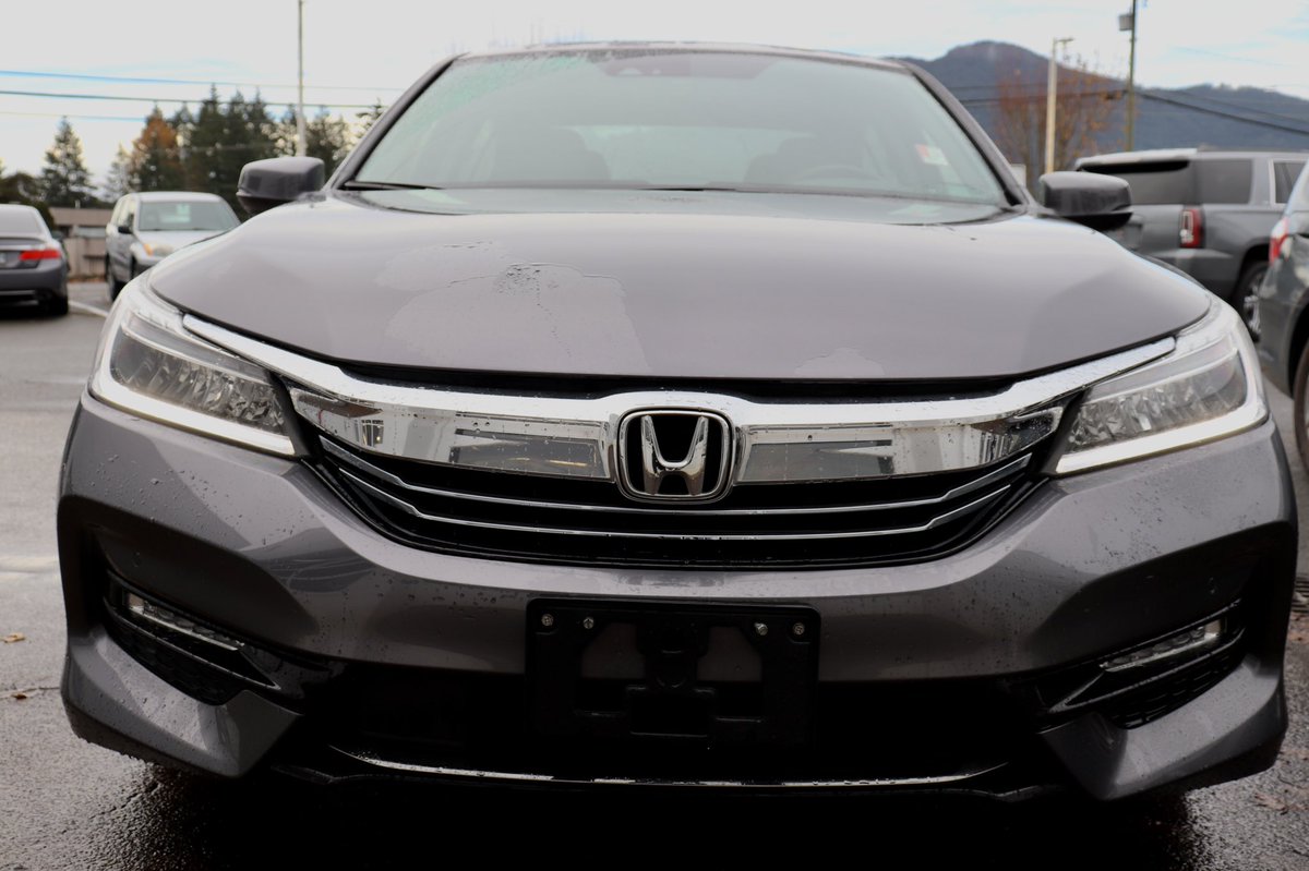 Did you know? Discovery Honda has a excellent selection of preowned vehicles in stock! Interested? Please contact our sales team 1 (855) 384-6349 discoveryhonda.com
#usedvehiclesforsale #discoveryhonda  #hondadealership #usedvehicles #freshtrade #hondaaccord #hybrid #honda