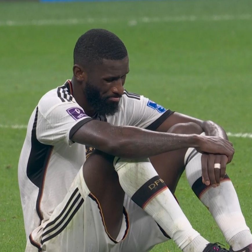 nocontextfooty's tweet photo. https://t.co/KZIpW3F6XV