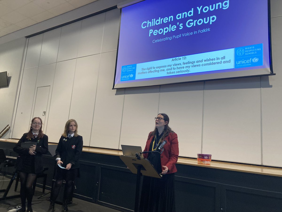 Great presentation from Iona and Elise at the Falkirk Headteachers’ meeting today on the UNCRC and the Children and Young People’s Group! #RRSA #Article29