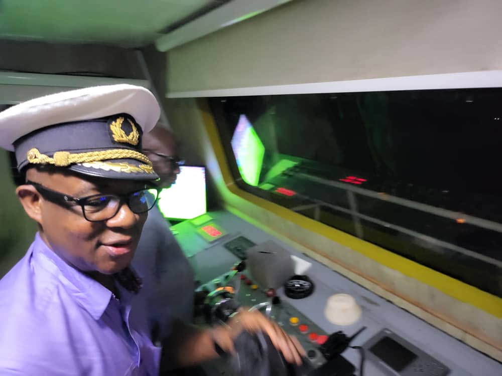 adam_bonaa's tweet photo. Got the opportunity to captain the Dodi Princess for few minutes on a volta lake cruise @akosombo https://t.co/E9EHyhMrZp