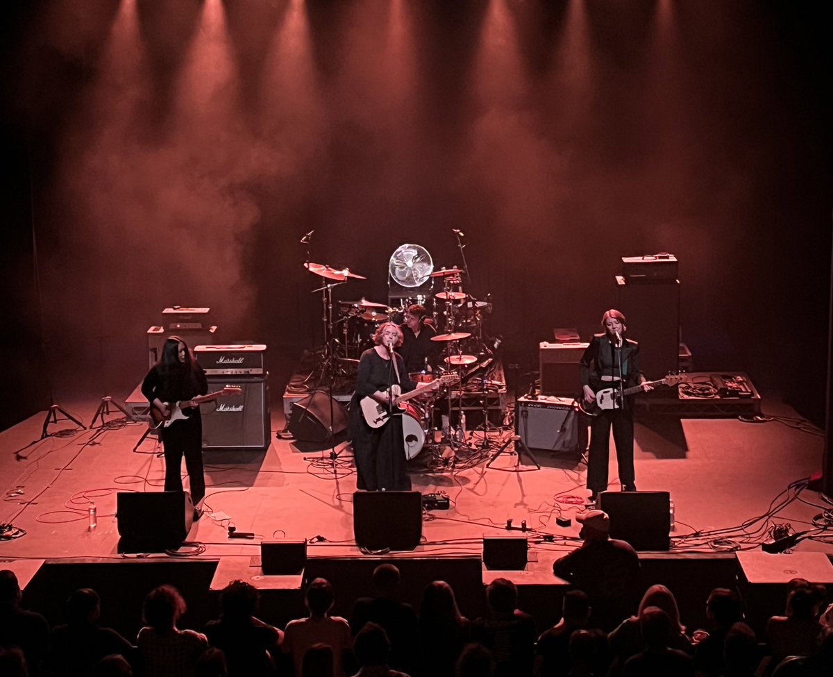 rikafiorentina's tweet image. glad i saw them twice now🥰 #moaninglisa @MoaningLisaBand 
pls come n play in Japan sometime soon x