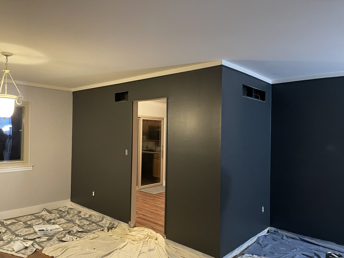 D_Colombiana's tweet photo. Before and After. First project complete ✅🏡 https://t.co/y6n26axXfs