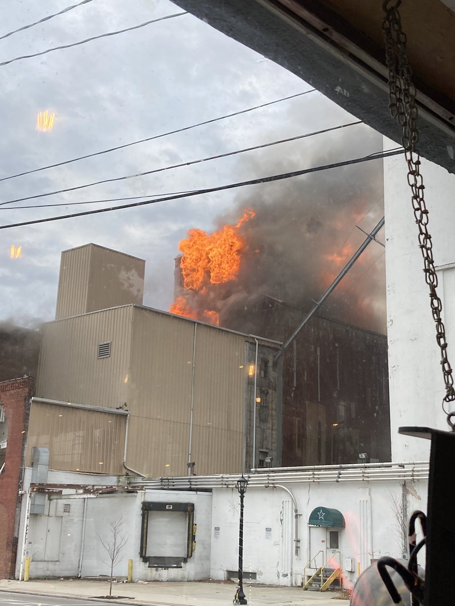 ScribblesCoffee's tweet photo. It’s a sad day in Kent today. We’ll be closed for the rest of the day today . Our hearts are with the firefighters who are trying to contain this beast of a fire. https://t.co/TesMshHbUS