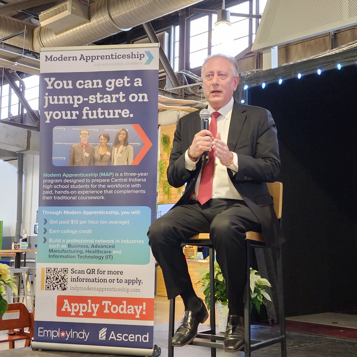 These apprenticeships are in businesses that drive our economy with high paying jobs, advanced manuf., tech, and healthcare. Noel Ginsburg CEO CareerwiseColorado. @AscendIndiana @EmployIndy #COPSummit